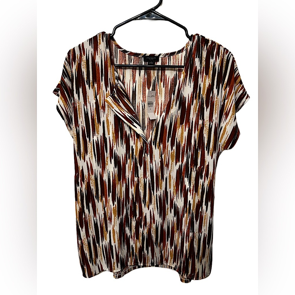 NWT MEDIUM ANN TAYLOR BLOUSE